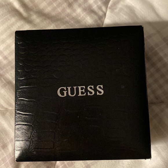 Black Pearl Cuff - Picture 5 of 6